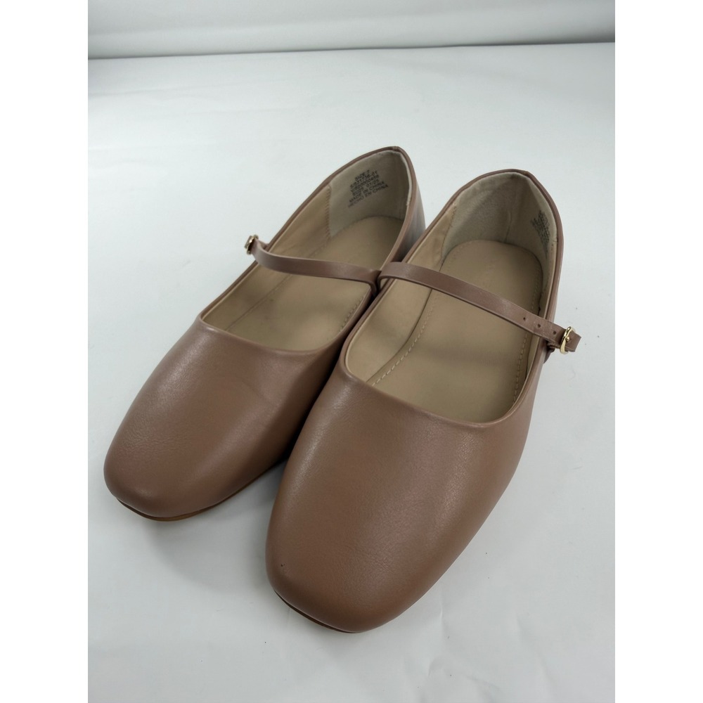 Banana Republic Womens Mary Jane Flats Tan Brown Buckle Strap Shoes Size 7